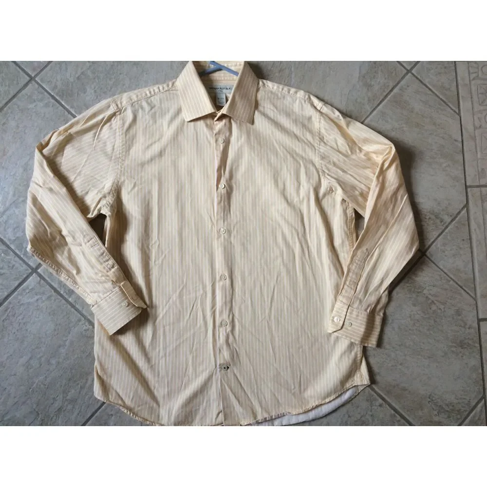 Men's Banana Republic Long Sleeved‎ Button Dress Shirt Large Yellow 16-16 1/2